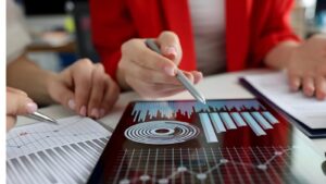 Top 8 Reasons to Study Finance in 2025 – Future-Proof Your Career! 3 Top 8 Reasons to Study Finance in 2025